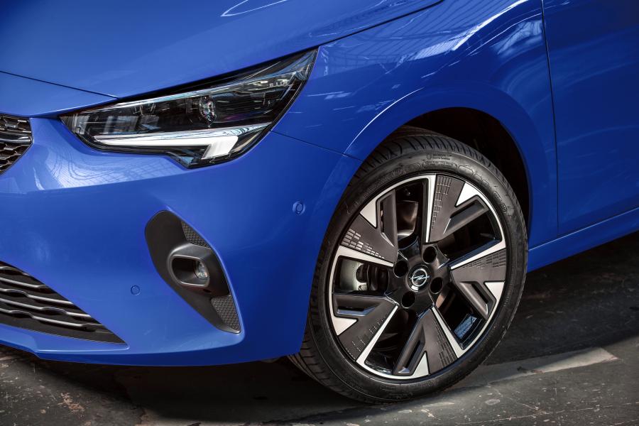 Детали экстерьера Opel Corsa-e (F) 2019 года  (фото 33 из 45)